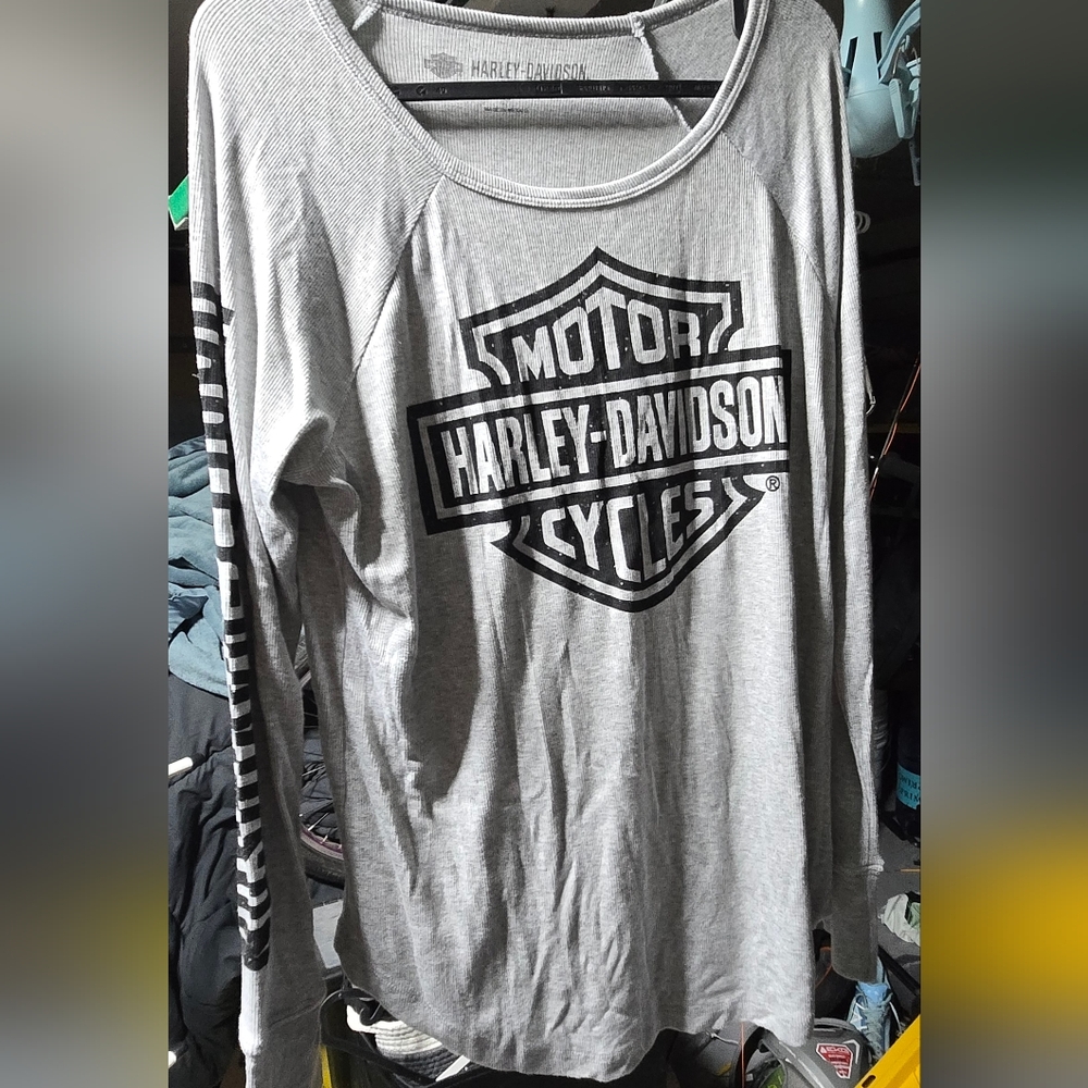 SUPER SOFT Harley-Davidson Gray Long Sleeve Shirt